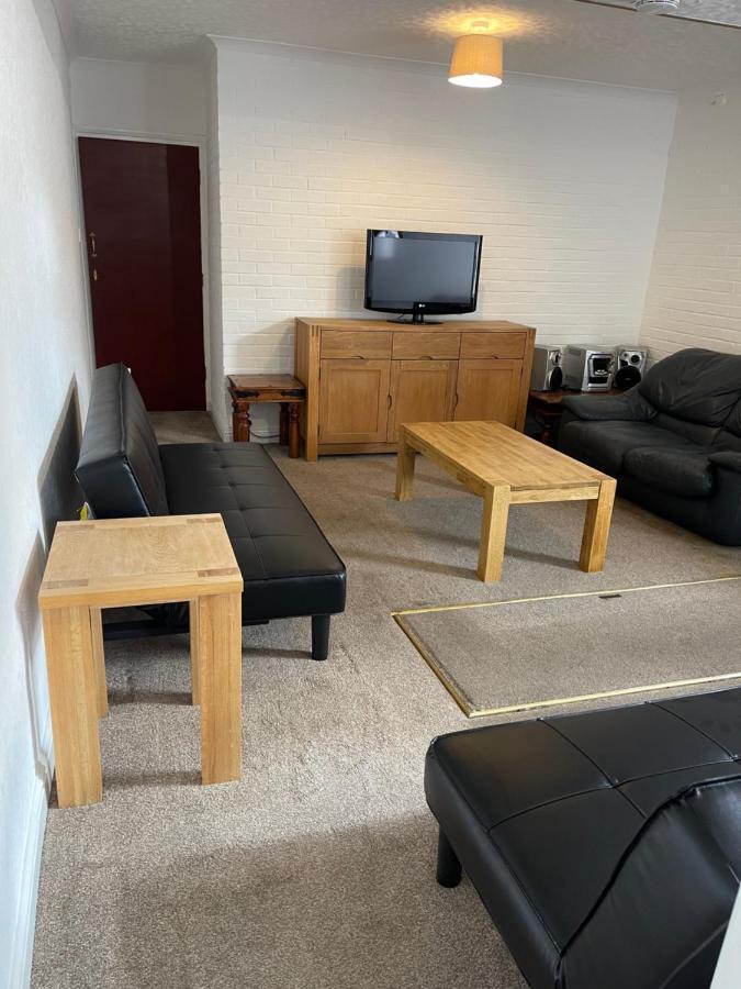 Spacious, Sleeps 17, 3 Bathrooms, Parking, Mansfield Eksteriør billede