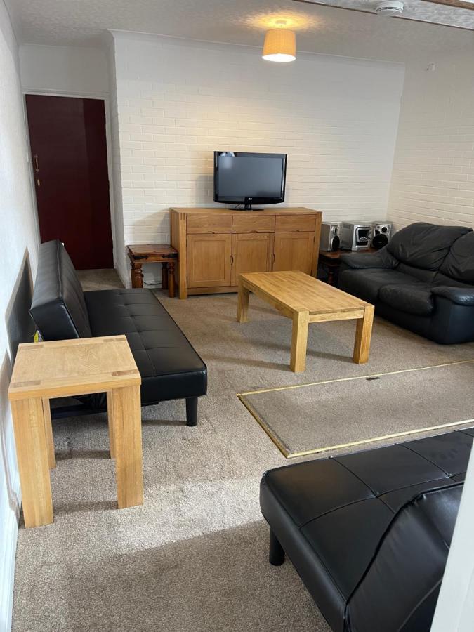 Spacious, Sleeps 17, 3 Bathrooms, Parking, Mansfield Eksteriør billede