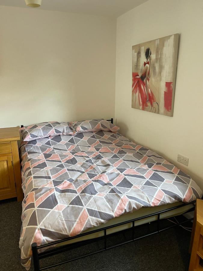 Spacious, Sleeps 17, 3 Bathrooms, Parking, Mansfield Eksteriør billede