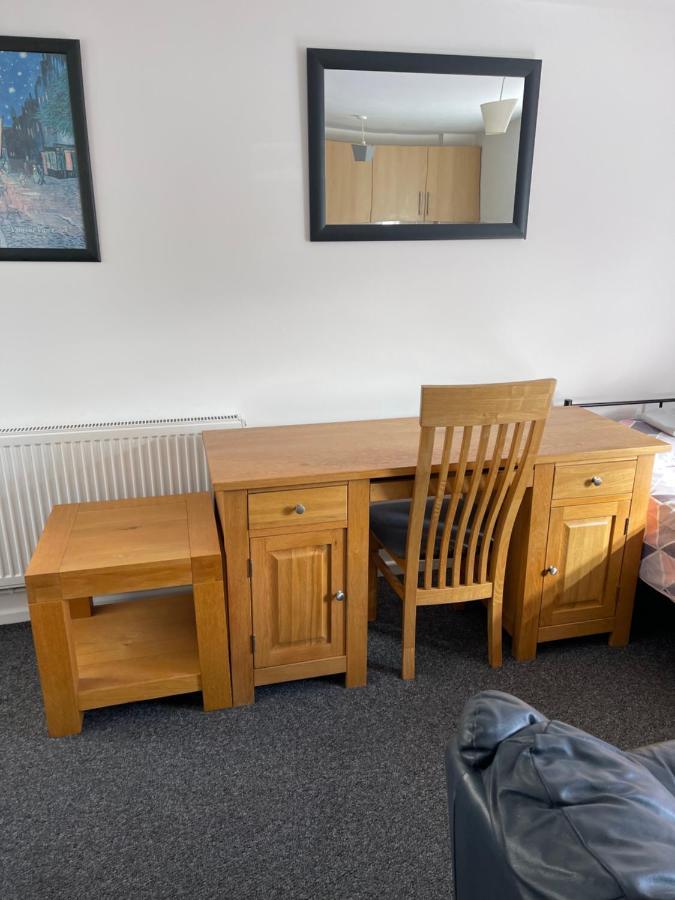Spacious, Sleeps 17, 3 Bathrooms, Parking, Mansfield Eksteriør billede